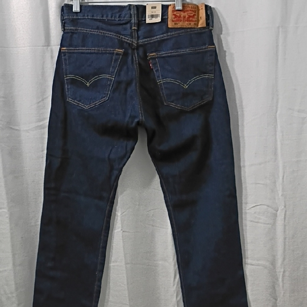 Levi's 501 Men's Dark Blue Straight Jeans Button Fly Size 32 - Picture 4 of 11
